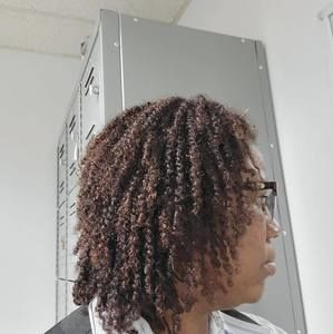 Meet your Posher, Sharon